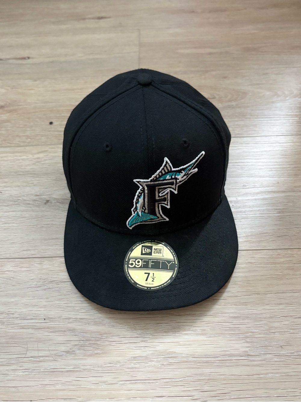 New Era 59 Fifty Florida Marlins Fitted Cap Size 7 1/2